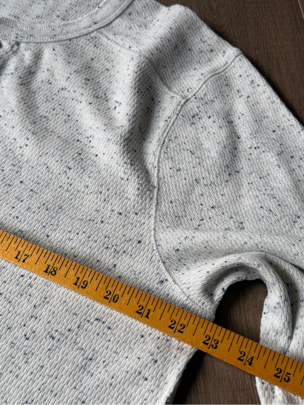 J Crew Men’s Oarsman Henley Pullover Sweater Size Large Light Grey Blue Speckles - Picture 10 of 14